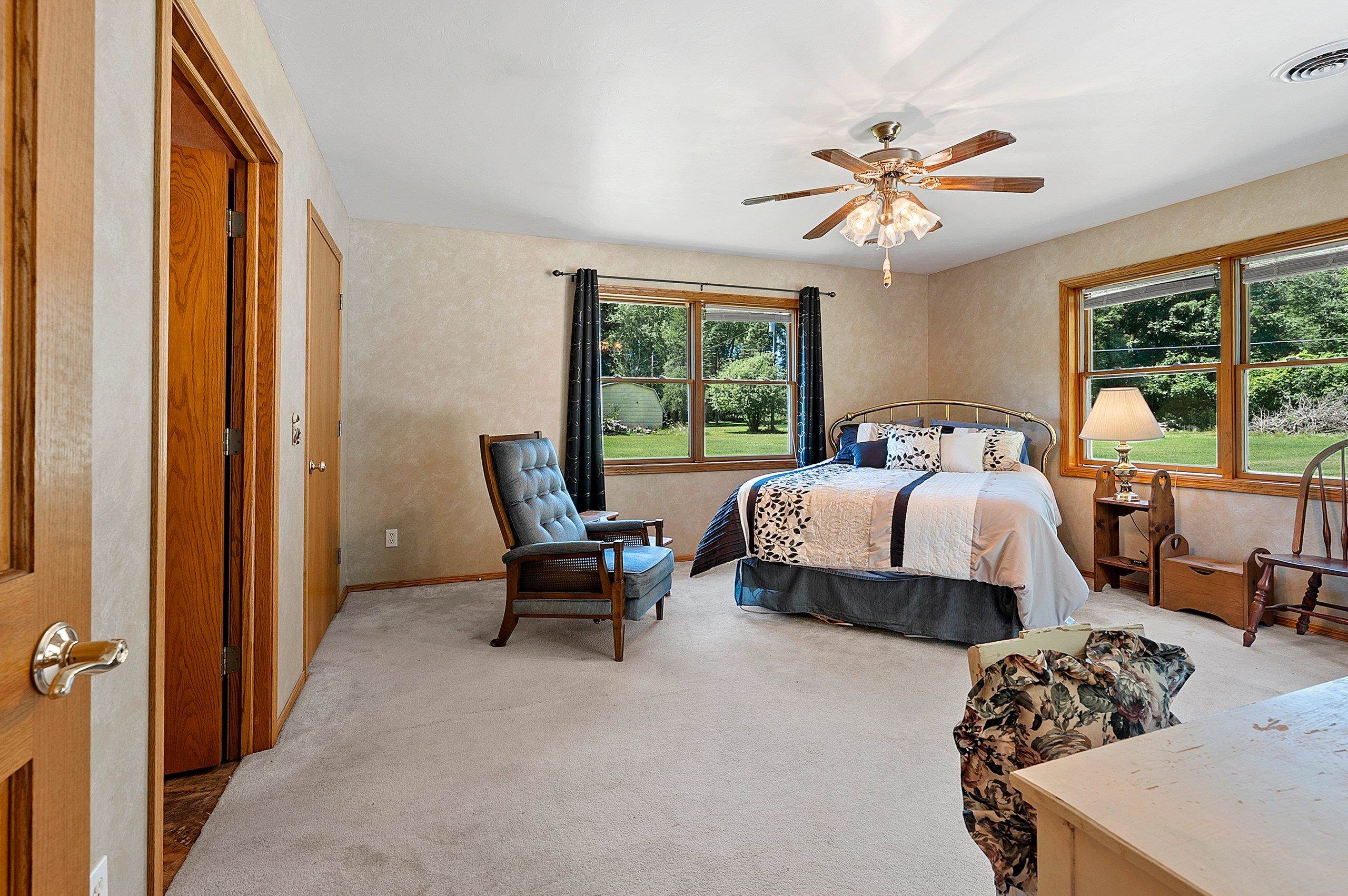 429 Jackson Street Oconto, WI 54153 - Photo 26 of 48