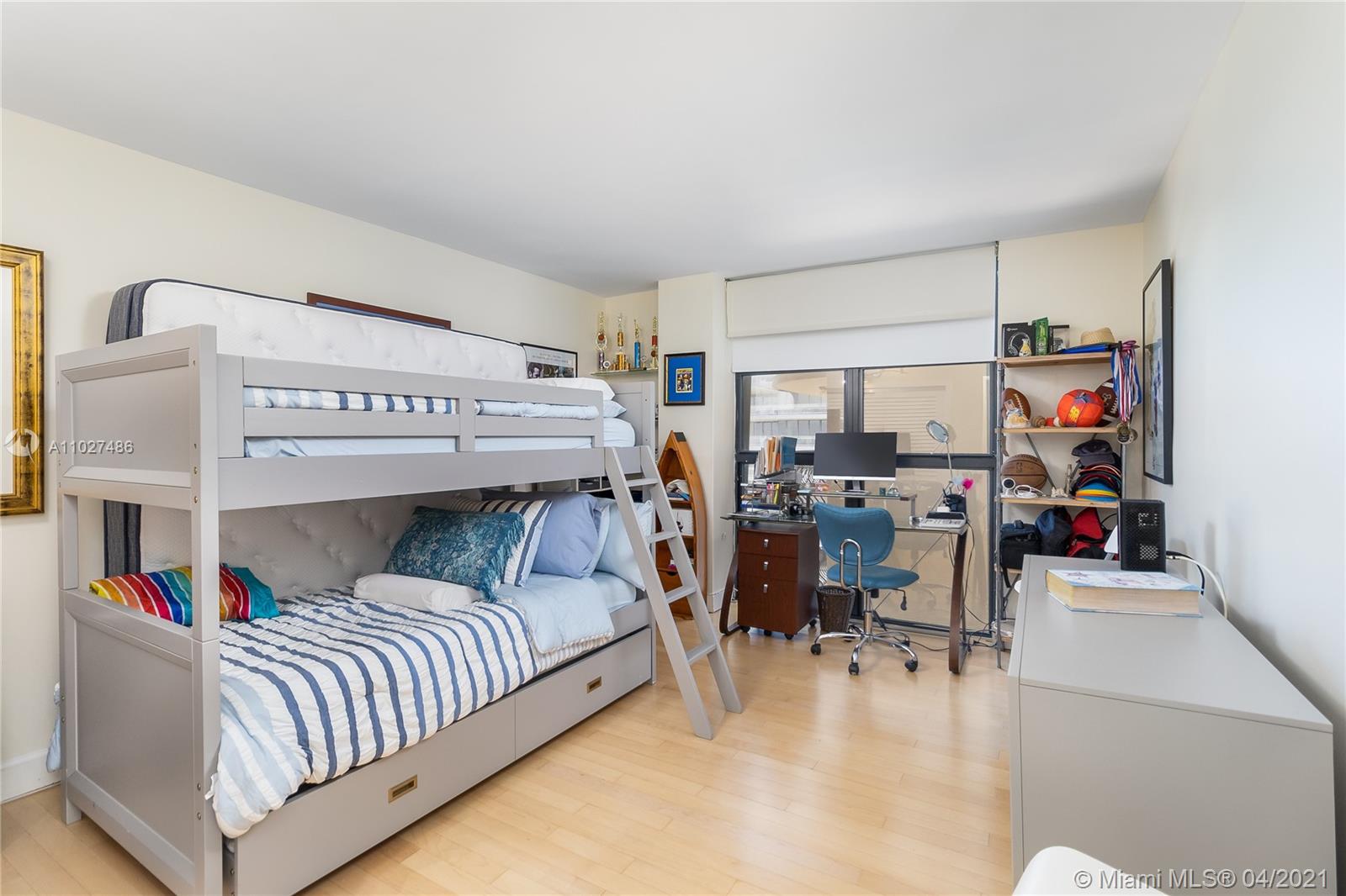 8777 Collins Avenue, Unit 910 Surfside, FL 33154 - Photo 16 of 29