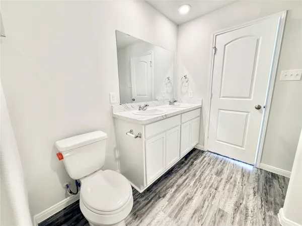 $2,150 | 1395 Road 5102, Cleveland, TX 77327