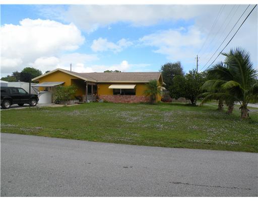 5255 Cleveland Road Delray Beach, FL 33484 - Photo 1 of 13 Primary Photo