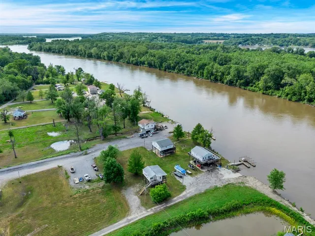 $87,000 | 21 Lehmond Island Road, St. Charles, MO 63301