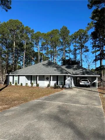 $2,200 | 205 Salem Drive, Mandeville, LA 70471