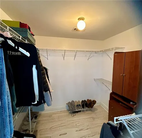 $2,200 | 205 Salem Drive, Mandeville, LA 70471