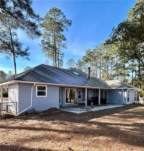 $2,200 | 205 Salem Drive, Mandeville, LA 70471