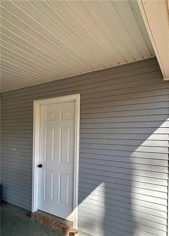 $2,200 | 205 Salem Drive, Mandeville, LA 70471