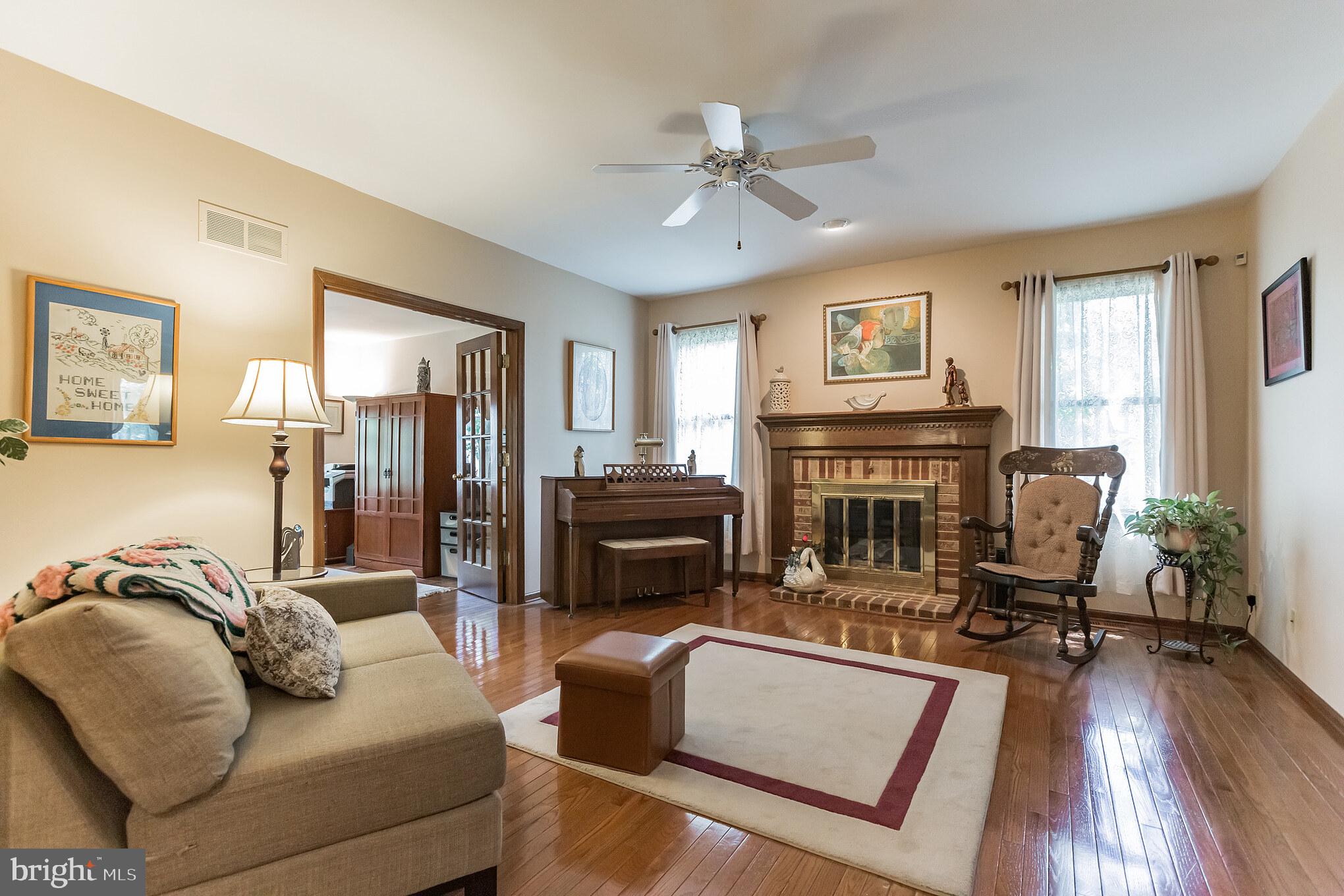 119 Bunning Drive Voorhees, NJ 08043 - Photo 12 of 31 Family room