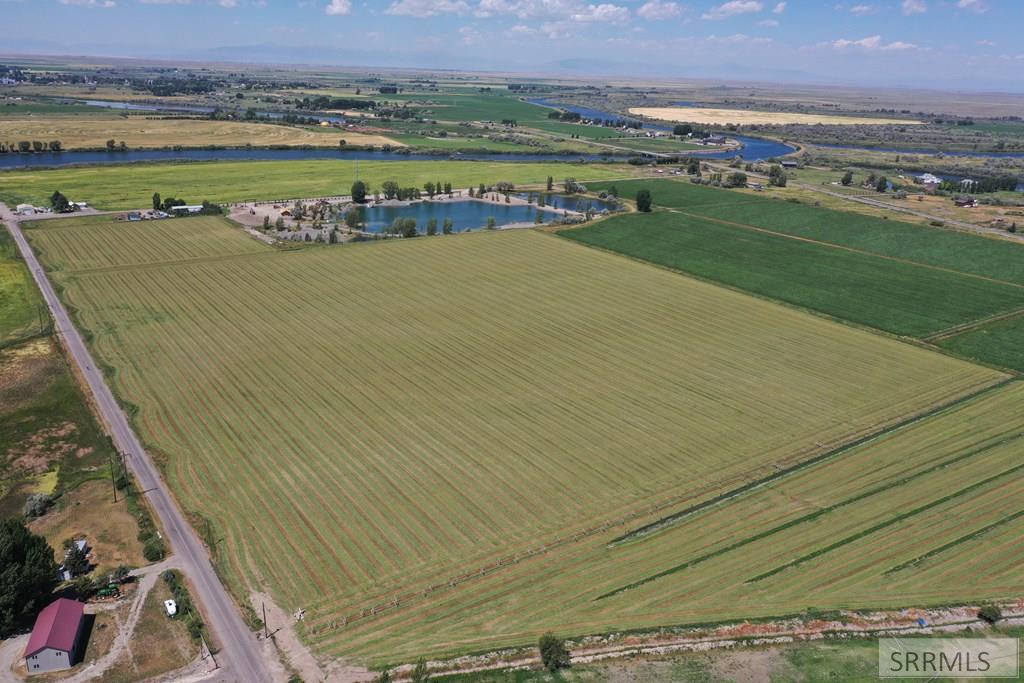 600 East 600 North Menan, ID 83434 - Photo 6 of 19