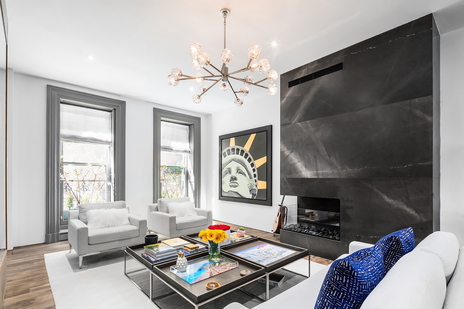 451 West 24th Street Manhattan, NY 10001 - Photo 4 of 13