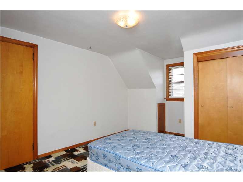42 Coraopolis Road Coraopolis, PA 15108 - Photo 15 of 17 Bedroom. The quaintness of the 3rd bedroom