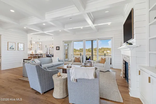 $2,950,000 | 561 Avocet Drive, Beaufort, NC 28516
