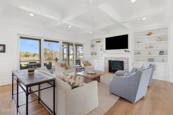 $2,950,000 | 561 Avocet Drive, Beaufort, NC 28516
