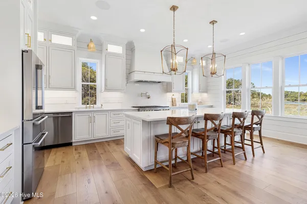 $2,950,000 | 561 Avocet Drive, Beaufort, NC 28516