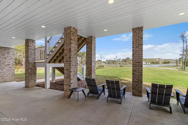 $2,950,000 | 561 Avocet Drive, Beaufort, NC 28516