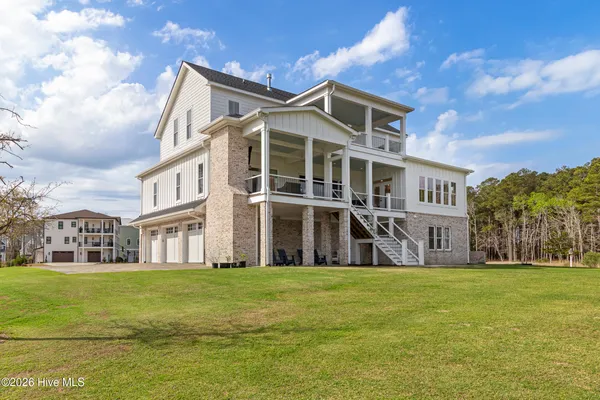 $2,950,000 | 561 Avocet Drive, Beaufort, NC 28516