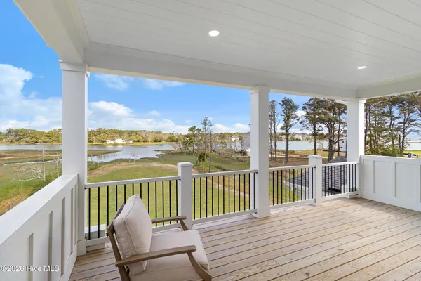 $2,950,000 | 561 Avocet Drive, Beaufort, NC 28516