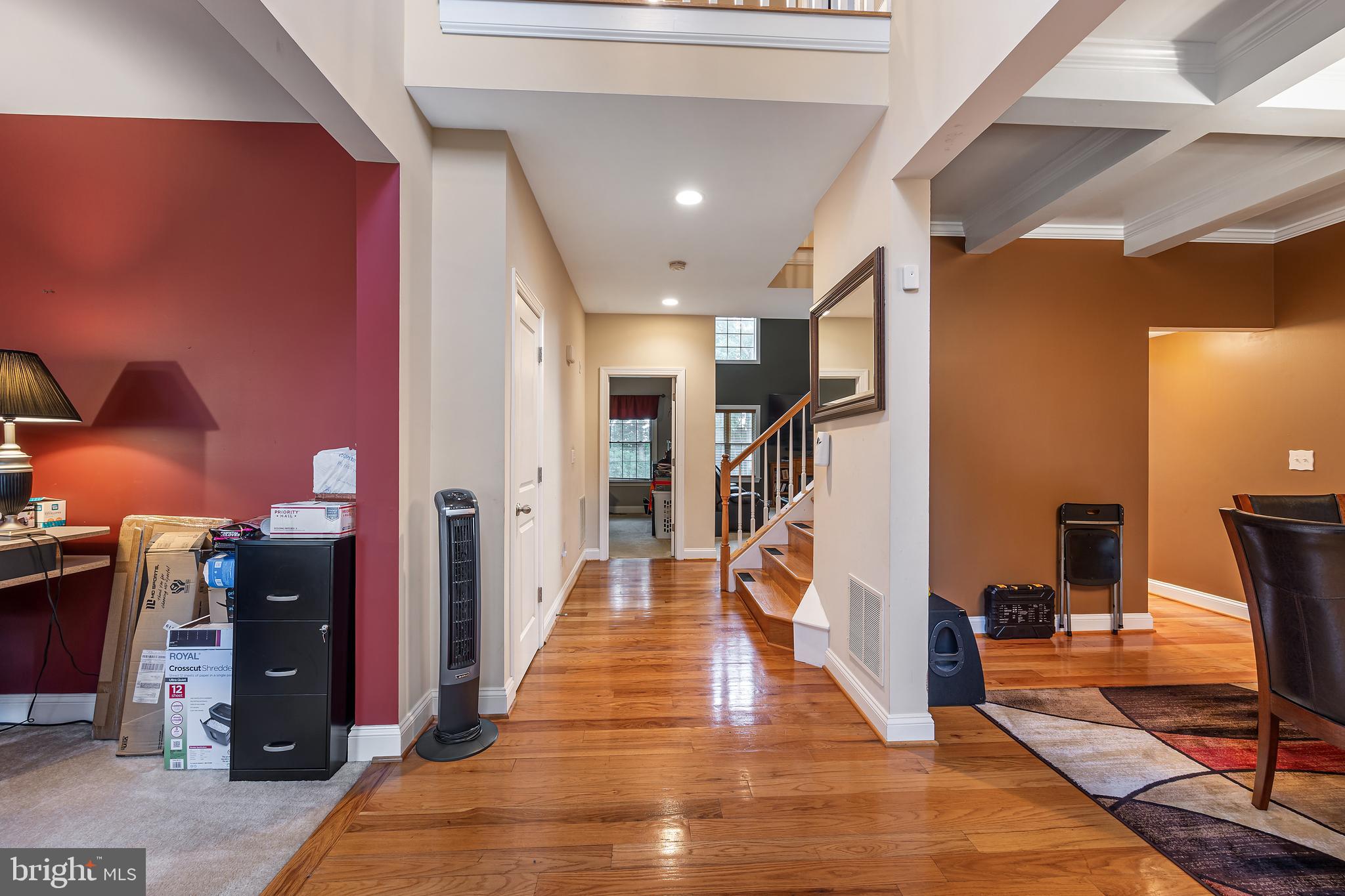 7983 Long Hill Road Pasadena, MD 21122 - Photo 6 of 34 Foyer
