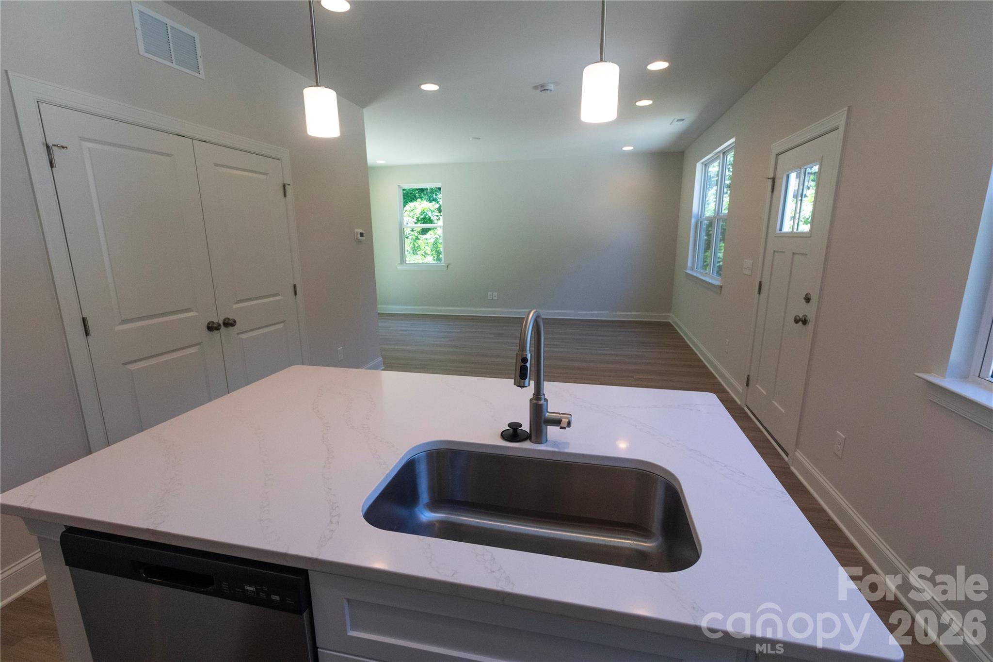 209 James Street Kannapolis, NC 28083 - Photo 6 of 19