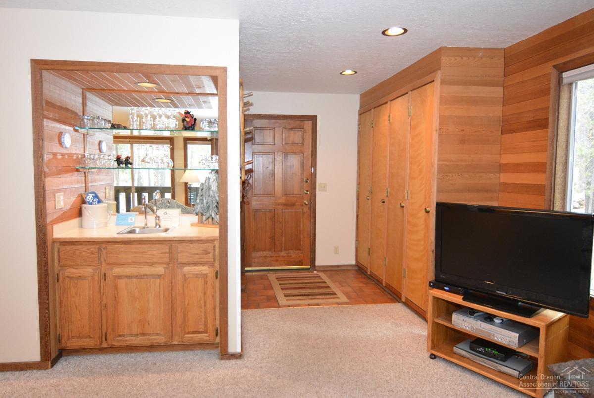 57328 Beaver Ridge Loop, Unit 13D2 Sunriver, OR 97707 - Photo 6 of 22 Additional Photo