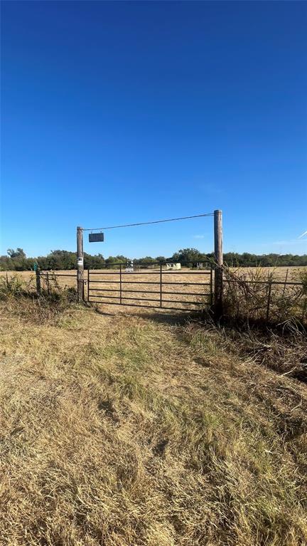 345 County Road 3346 Hubbard, TX 76648 - Photo 2 of 16 a view of ocean