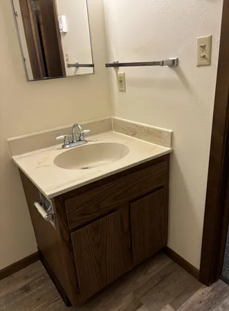 $645 | 102 Madison Avenue North, Unit 13, Battle Lake, MN 56515