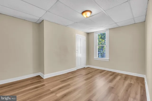 $2,200 | 17 East Federal Street, Burlington, NJ 08016