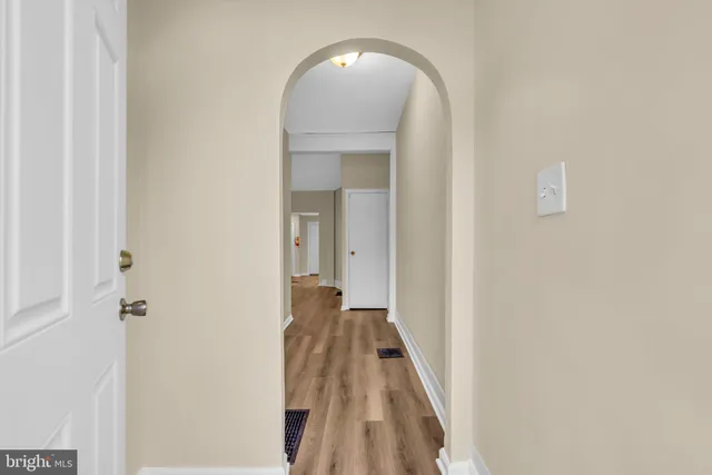 $2,200 | 17 East Federal Street, Burlington, NJ 08016
