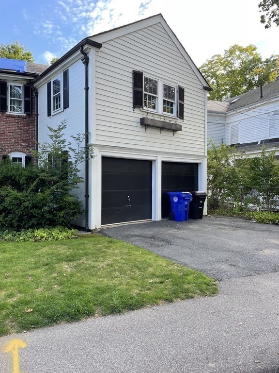 161 Reservoir Road Brookline, MA 02467 - Photo 3 of 5