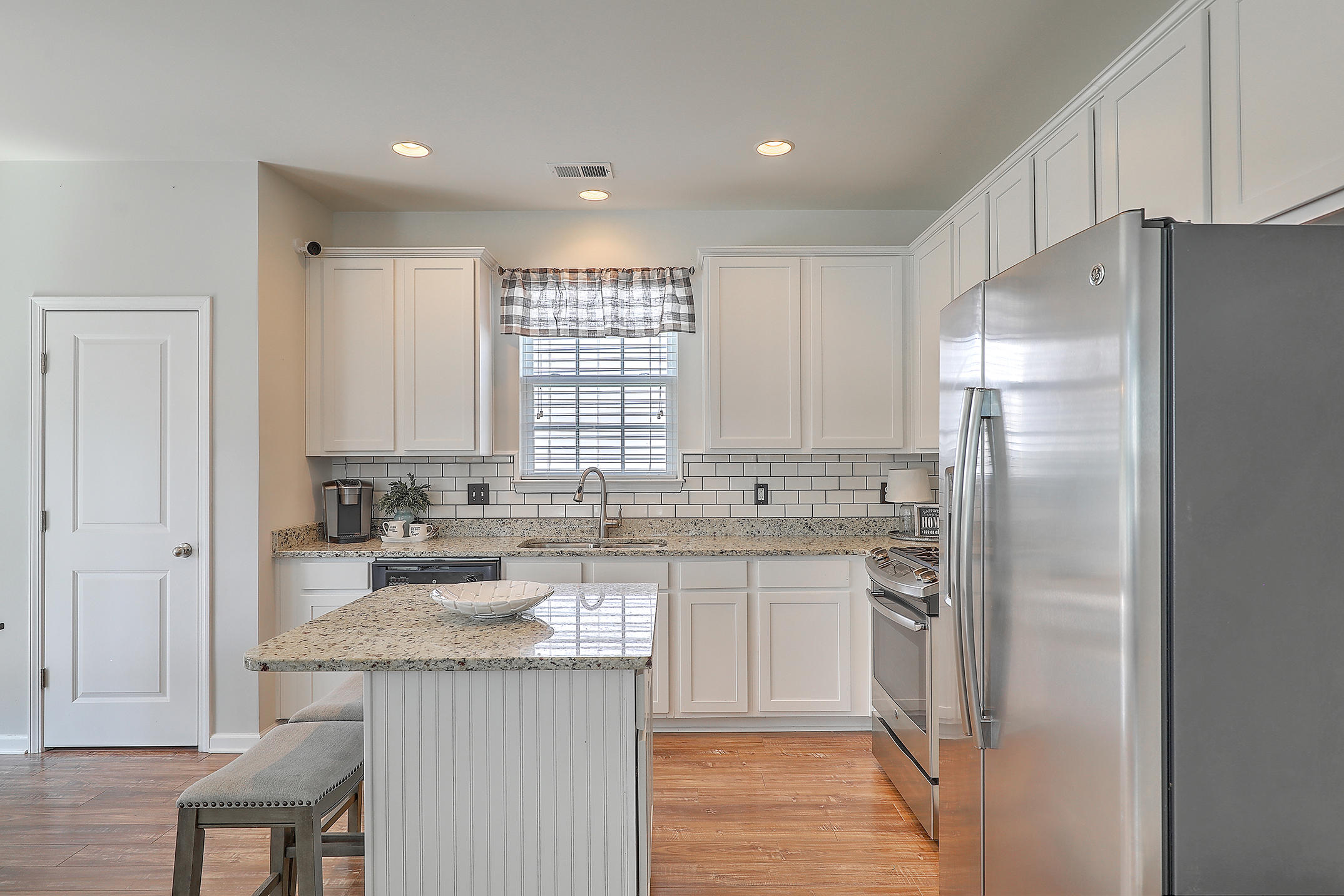 343 Spectrum Road Summerville, SC 29486 - Photo 12 of 36 12