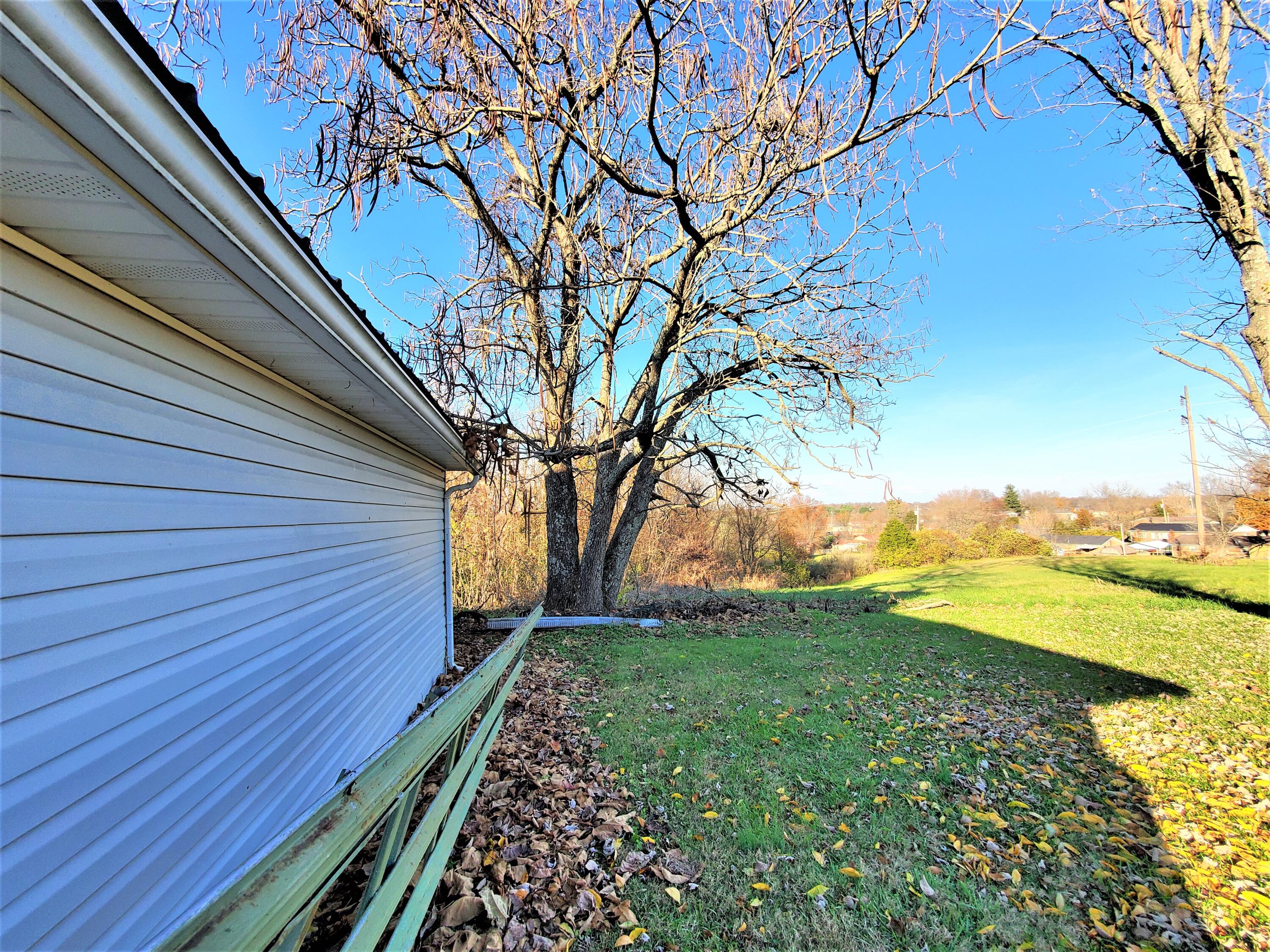 520 Menelaus Road Berea, KY 40403 - Photo 15 of 76 520 Menelaus 34''