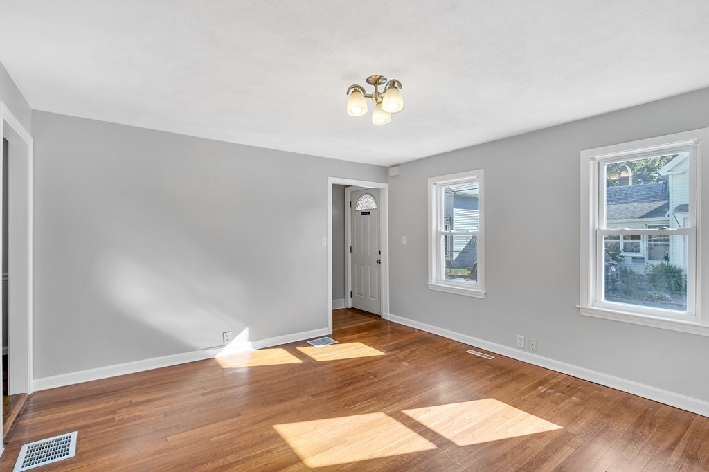 3 Maple Court, Unit 3 Maynard, MA 01754 - Photo 8 of 23 Gallery Image 8