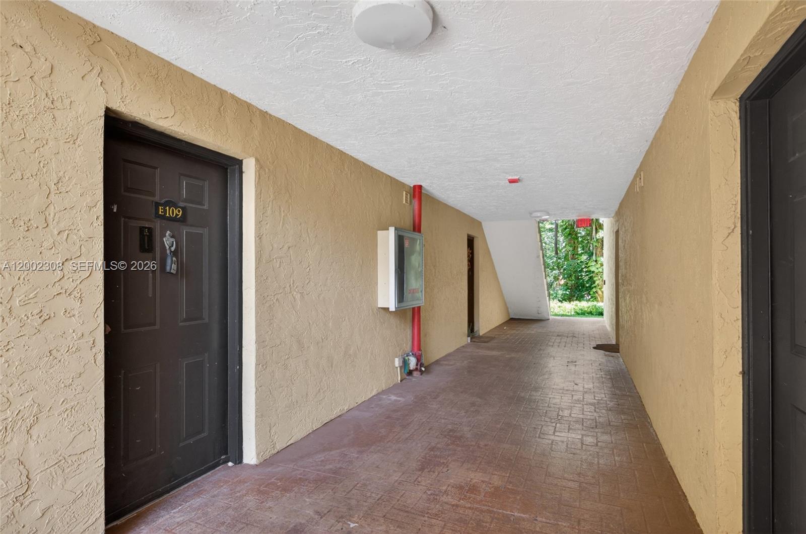 4025 West McNab Road, Unit E109 Pompano Beach, FL 33069 - Photo 21 of 27 a view interior of the house