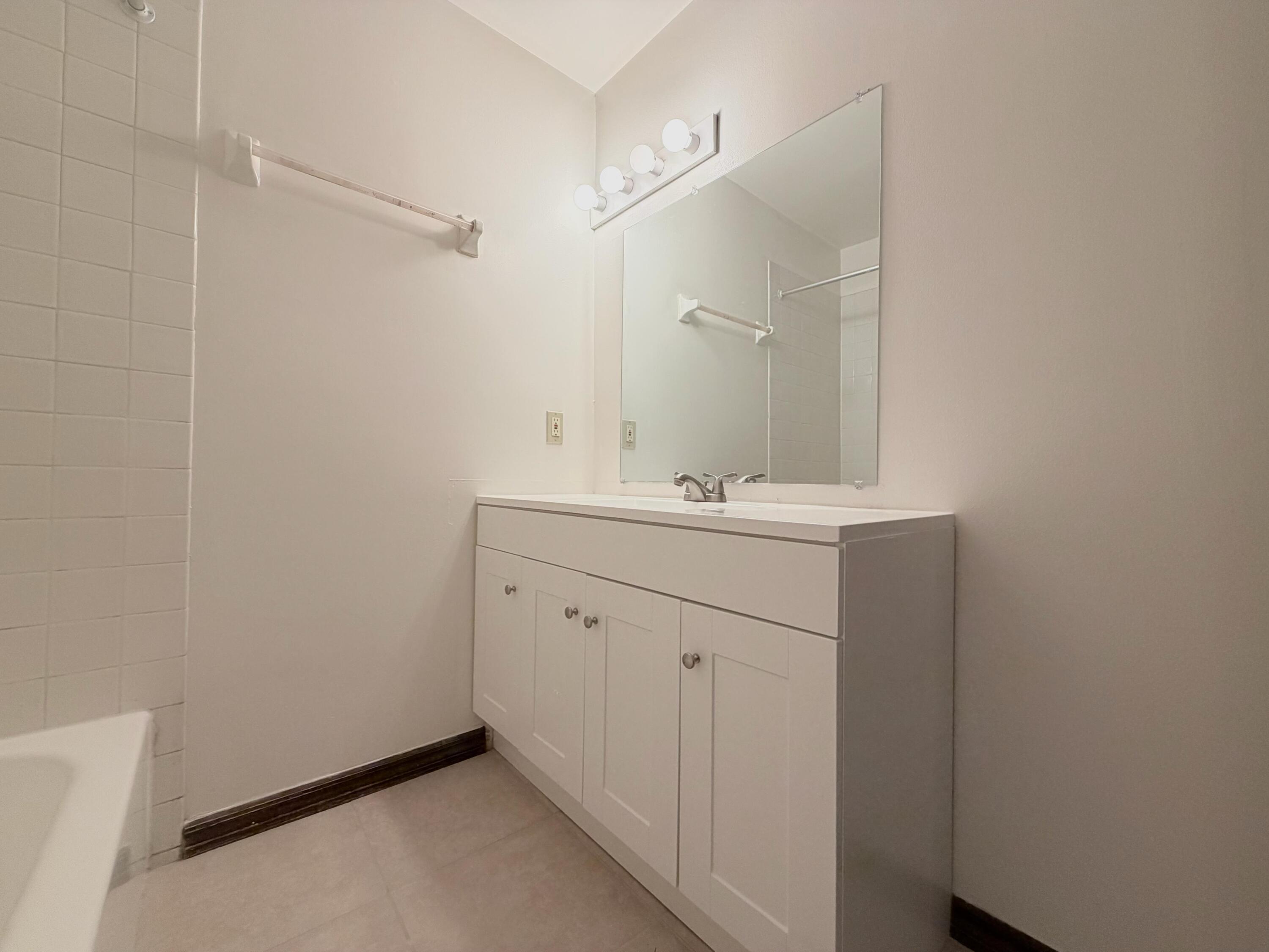1226 Haverhill Road, Unit 3 Haverhill, FL 33417 - Photo 3 of 18 WhatsApp Image 2026-03-20 at 21.28.39 (1