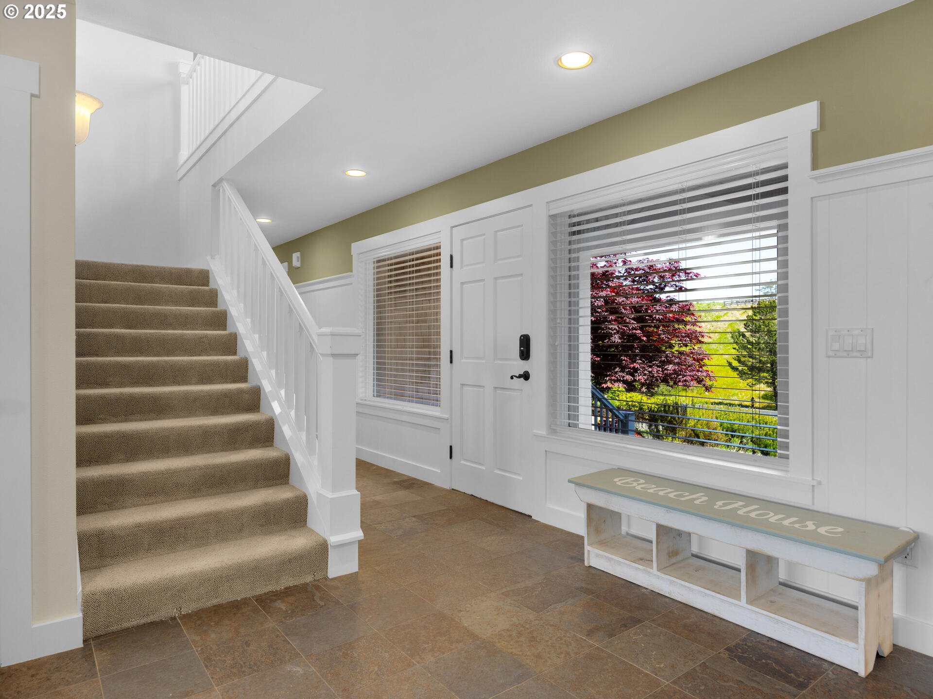 89185 Pinehurst Road Seaside, OR 97138 - Photo 27 of 48 a view of entryway with wooden floor and a front door