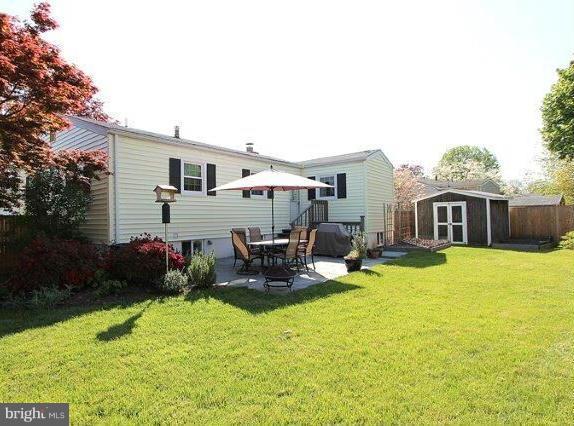 1718 Olney Road Falls Church, VA 22043 - Photo 2 of 27 Rear Yard & Gardens