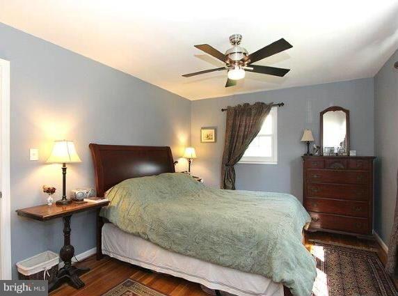 1718 Olney Road Falls Church, VA 22043 - Photo 15 of 27 Bedroom (Master)
