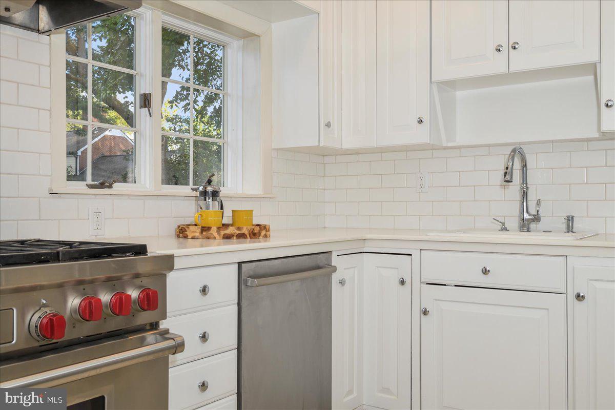 12 Riverside Drive Princeton, NJ 08540 - Photo 11 of 27 Gallery Image 11