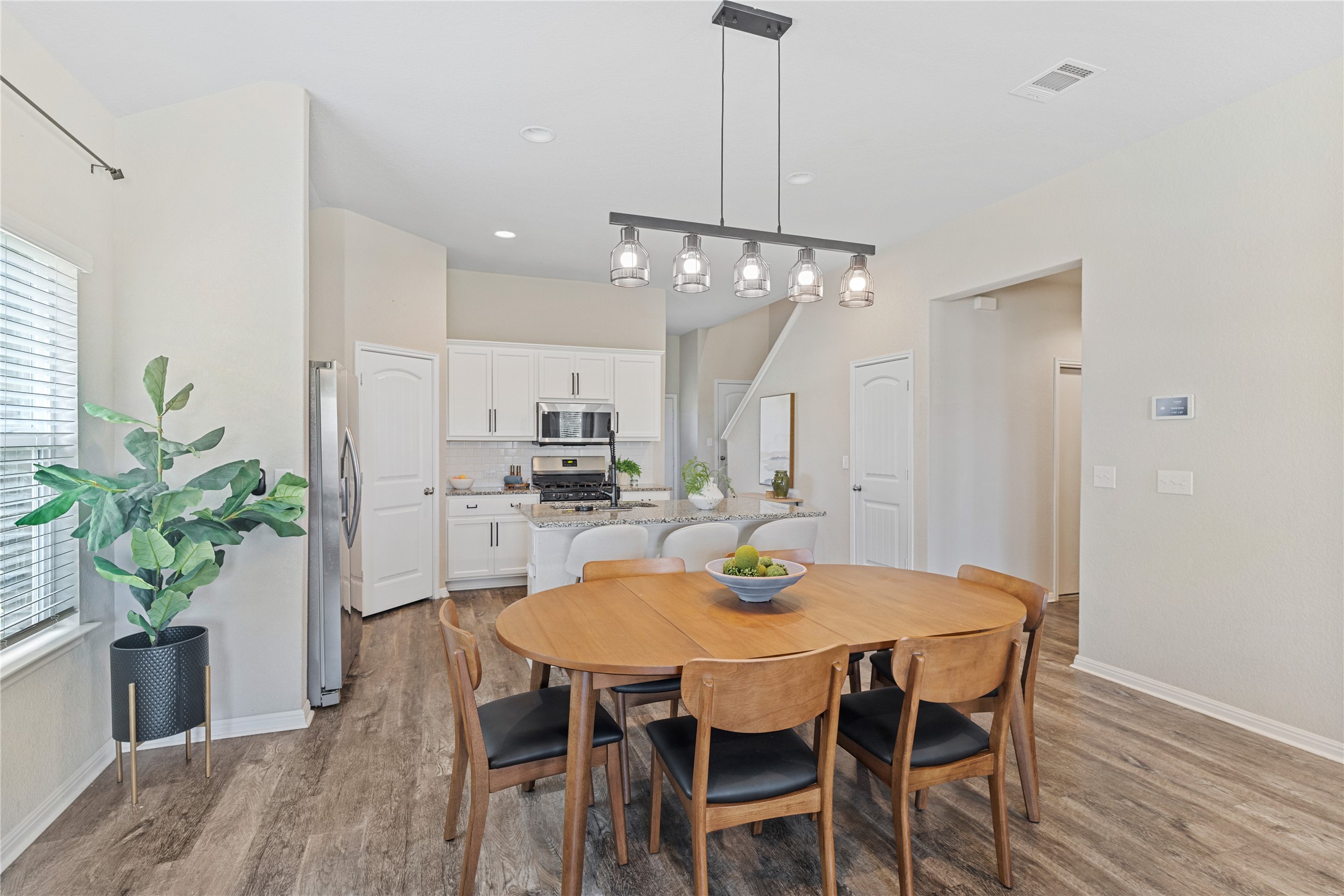 152 Marienfeld Lane Georgetown, TX 78626 - Photo 8 of 39