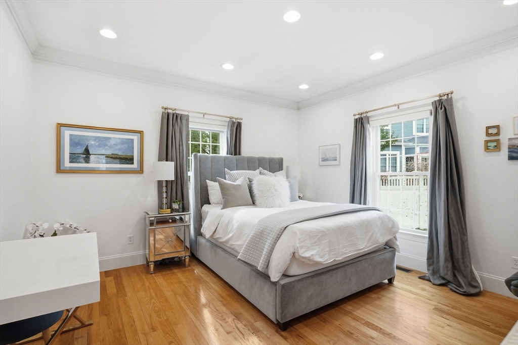 259 Central Avenue Needham, MA 02494 - Photo 15 of 38