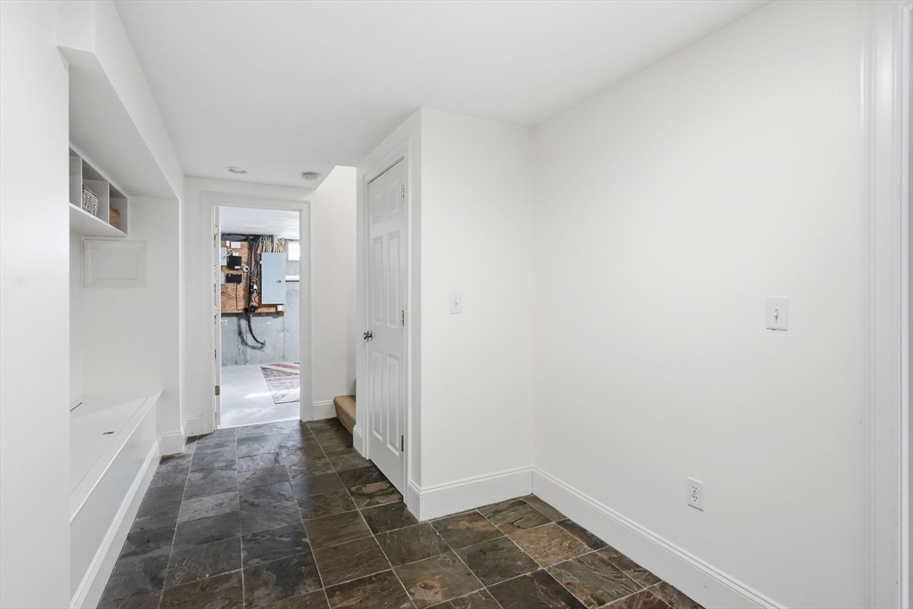 259 Central Avenue Needham, MA 02494 - Photo 24 of 38