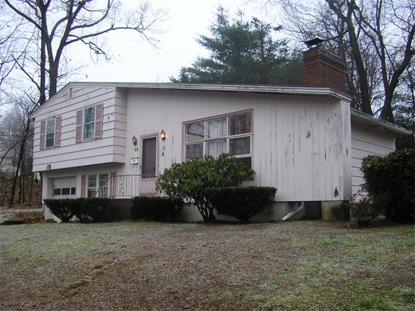 56 Romola Road Worcester, MA 01605 - Photo 1 of 10 Gallery Image 1
