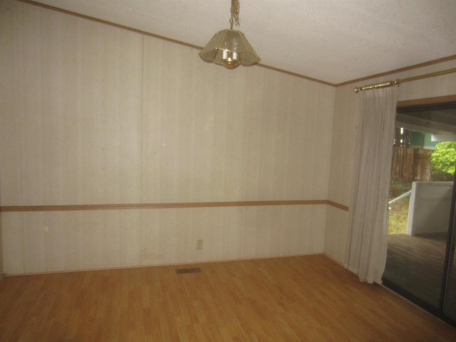 620 Queens Branch Road Rogue River, OR 97537 - Photo 10 of 12 Additional Photo