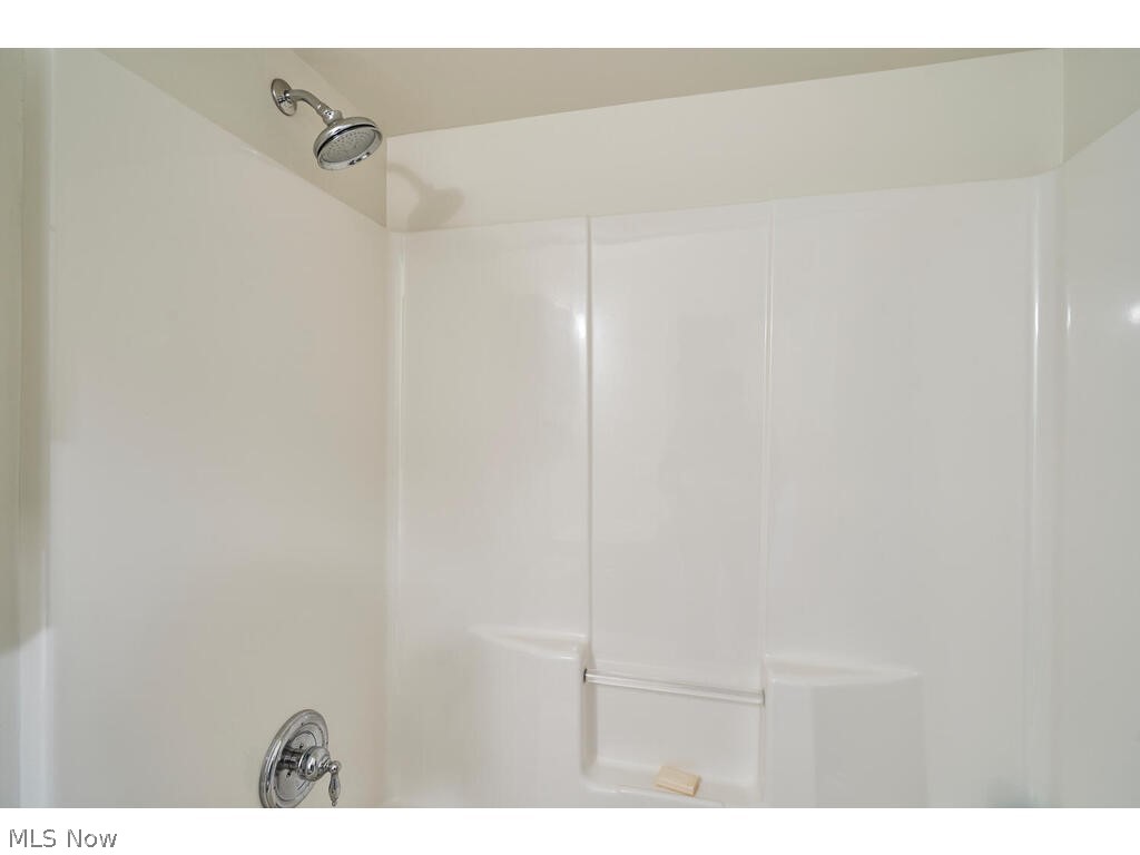 753 Rivers Edge Lane, Unit 14 Painesville, OH 44077 - Photo 23 of 27 Gallery Image 23