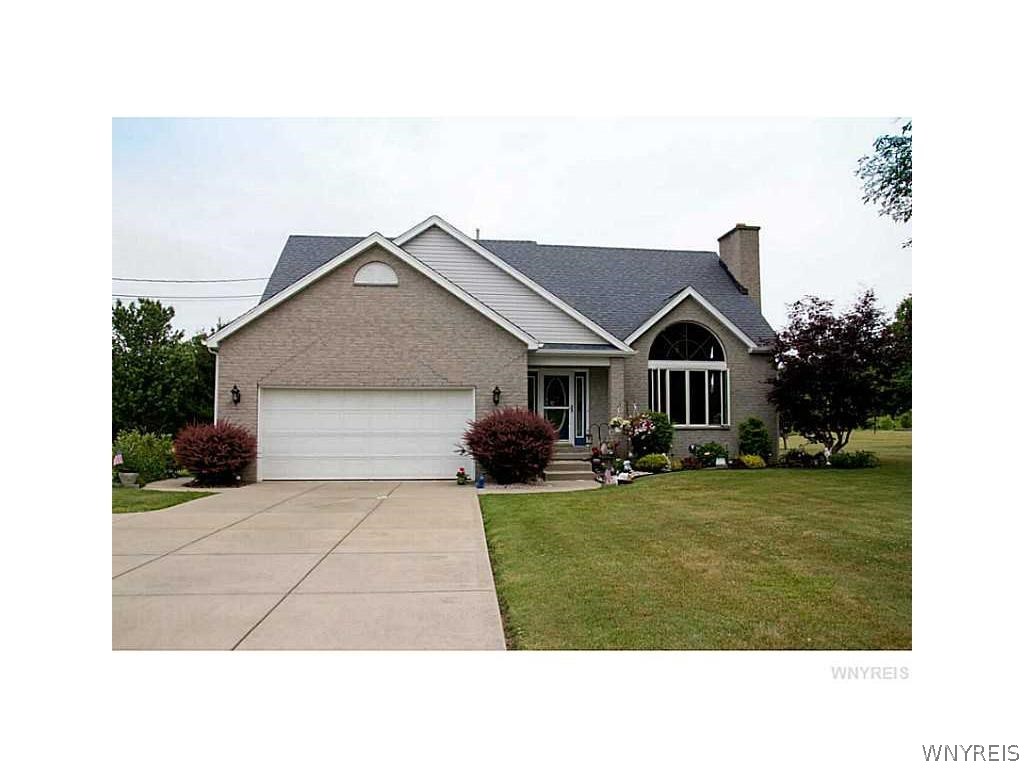 1161 Transit Road Elma, NY 14127 - Photo 1 of 1 Great Curb appeal