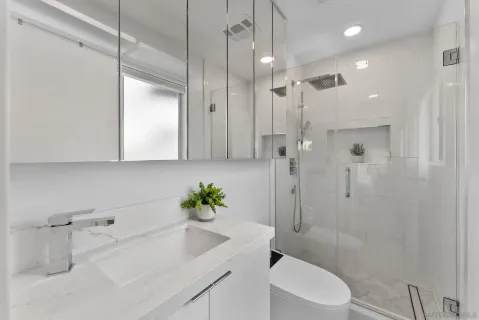 $849,000 | 6725 Boulder Lake Avenue, San Diego, CA 92119