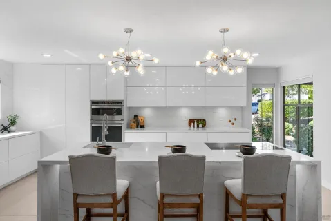 $849,000 | 6725 Boulder Lake Avenue, San Diego, CA 92119