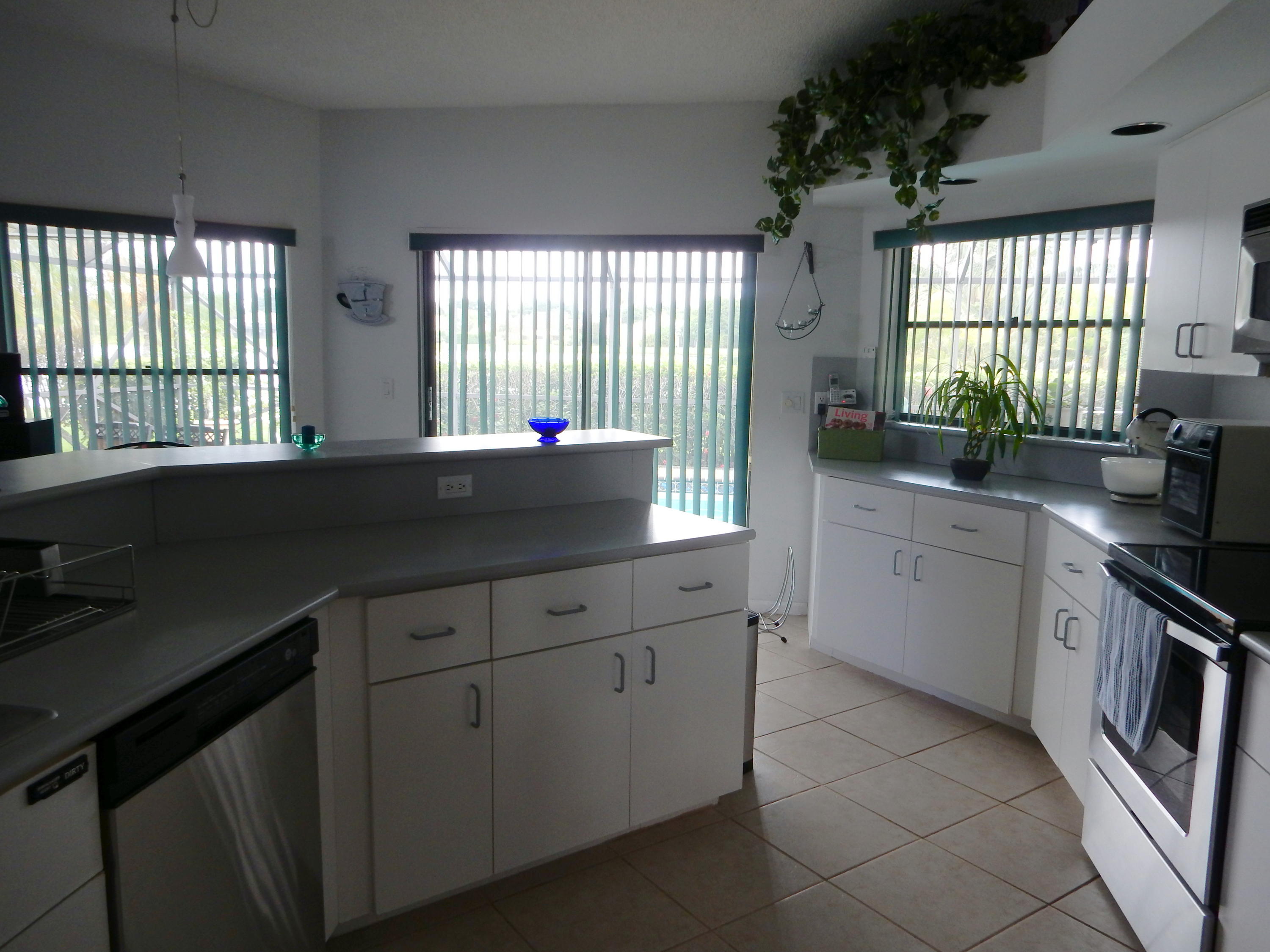 22323 Boyaca Avenue Boca Raton, FL 33433 - Photo 7 of 66 DSCN0940