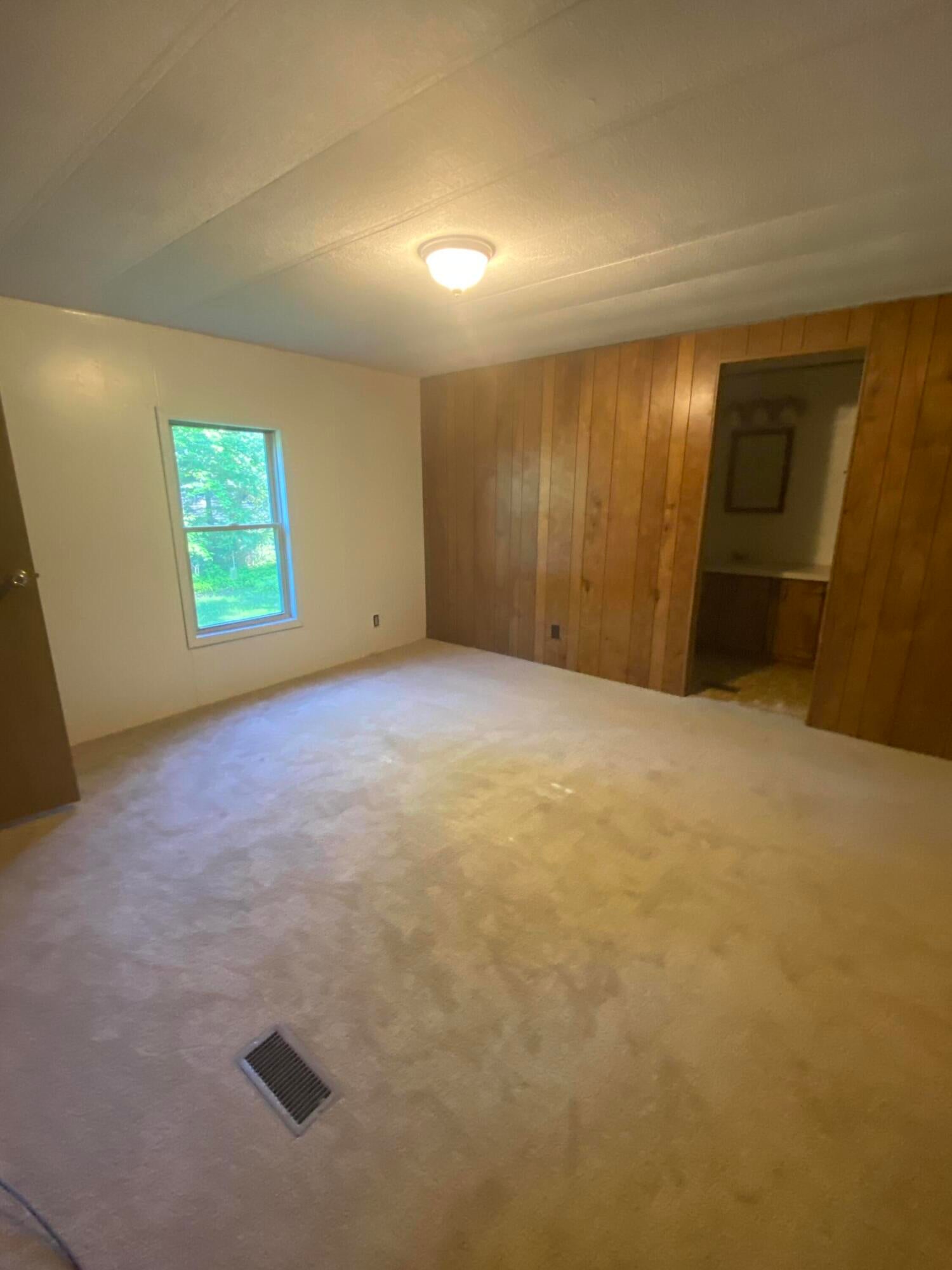943 West 12 Mile Road Dafter, MI 49724 - Photo 10 of 18 Gallery Image 10