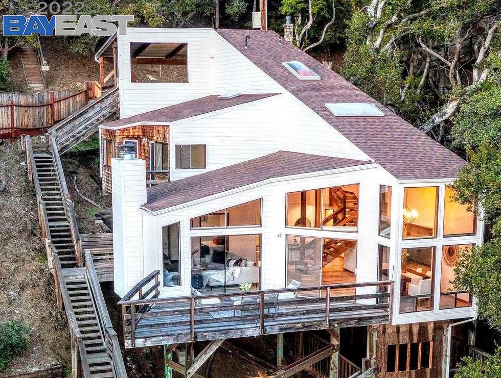 140 Panoramic Way, Berkeley, CA 94704 Compass