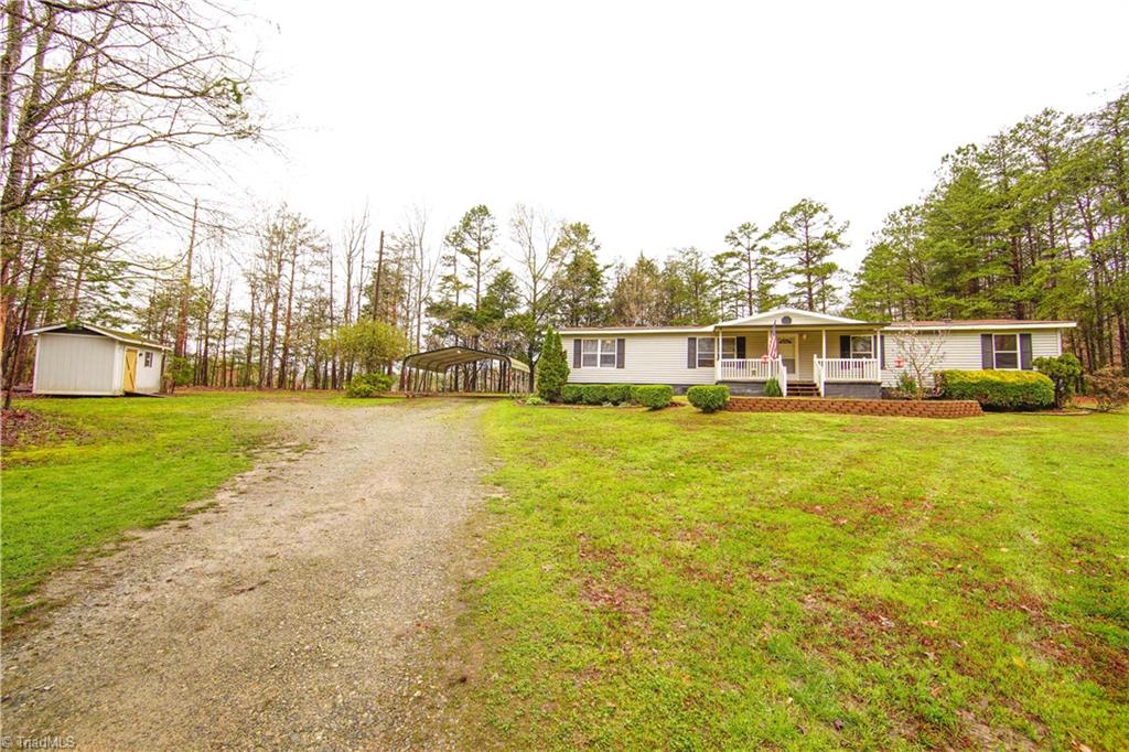 1087 Link Road Lexington, NC 27295 - Photo 2 of 23 Gallery Image 2