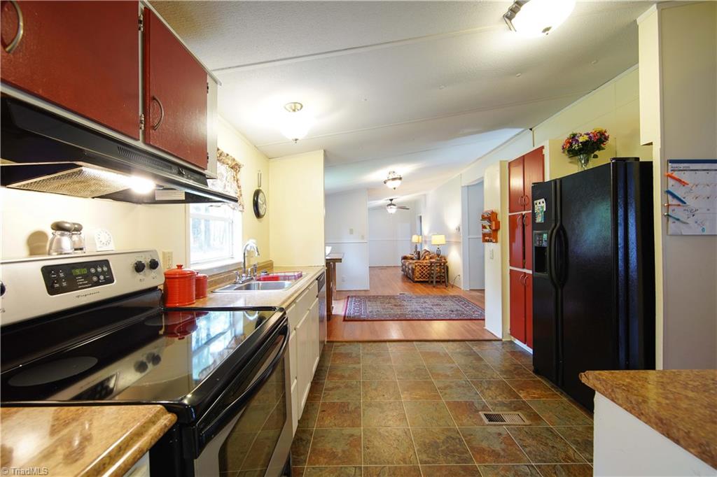 1087 Link Road Lexington, NC 27295 - Photo 11 of 23 Gallery Image 11